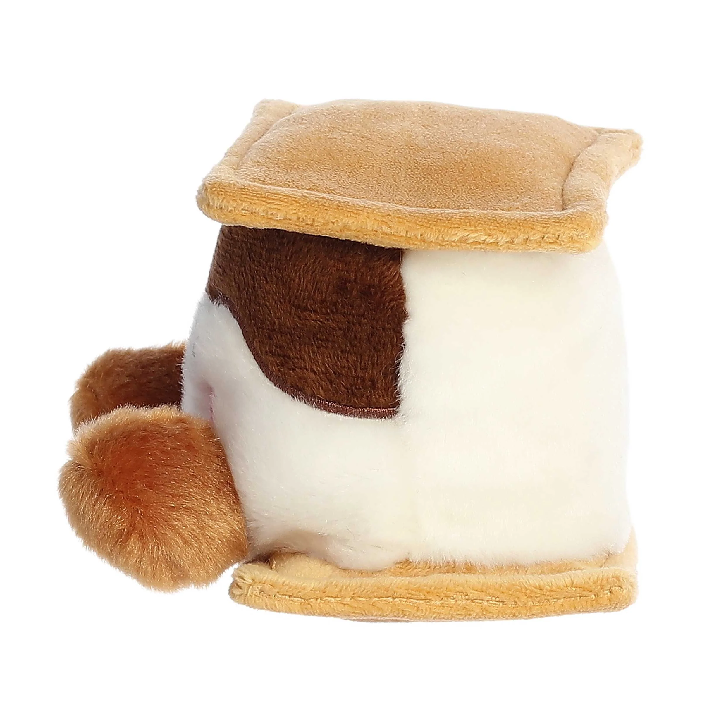 484-fudgey-heart-s-more–1.jpg